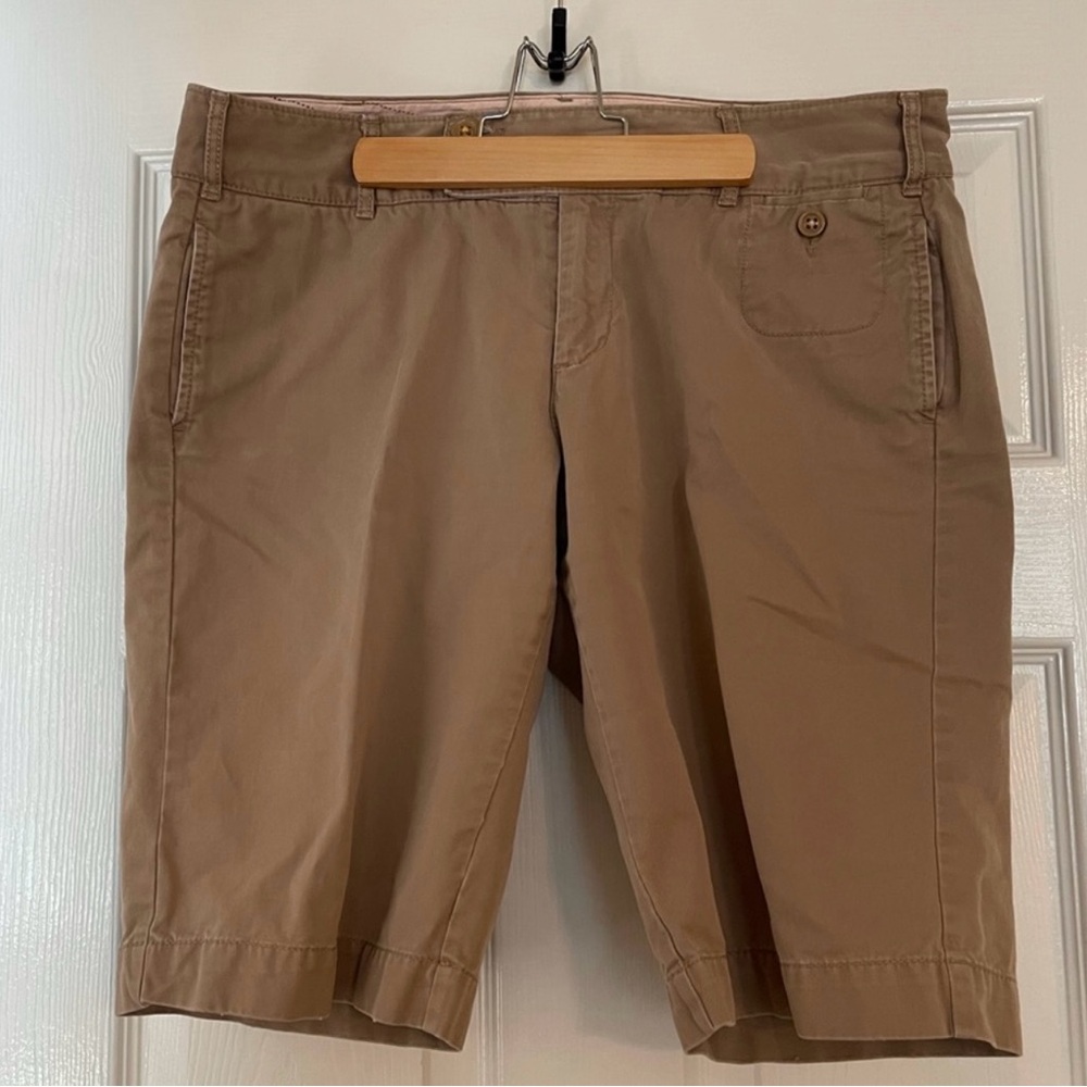 Old Navy Khaki Bermuda shorts, size 12 (CL)